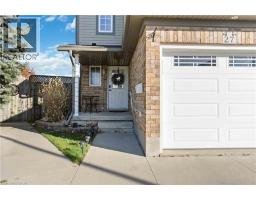 27 RED CLOVER Crescent - 3