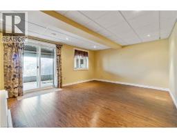 27 RED CLOVER Crescent - 35