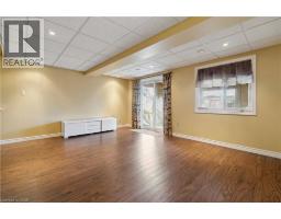 27 RED CLOVER Crescent - 36