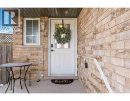 27 RED CLOVER Crescent - 4