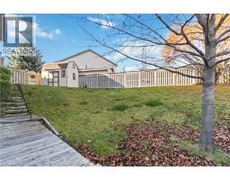 27 RED CLOVER Crescent - 41