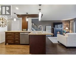 27 RED CLOVER Crescent - 7