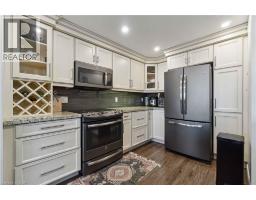 27 RED CLOVER Crescent - 9