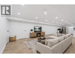 59 OAKLEY Court - 23