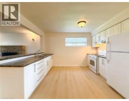 14 ORCHARD Crescent - 27