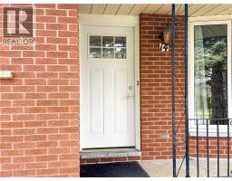 14 ORCHARD Crescent - 3