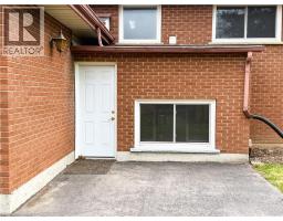 14 ORCHARD Crescent - 33