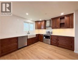 14 ORCHARD Crescent - 6