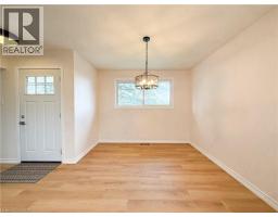 14 ORCHARD Crescent - 9