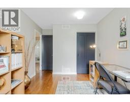 56 DAWN Crescent - 18