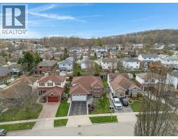 56 DAWN Crescent - 41