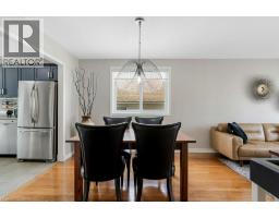 56 DAWN Crescent - 6