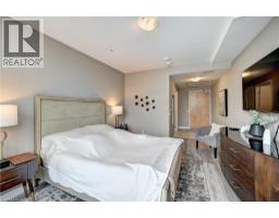 60 CHARLES Street W UnitNo. 801 - 29