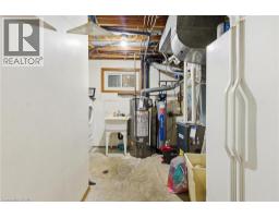 364 ROSELAWN Place - 26