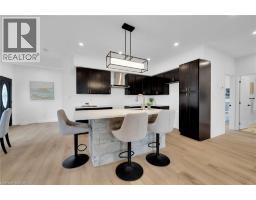 4093 RAINHAM Road - 11