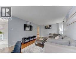 651 PINEROW Crescent UnitNo. A - 15