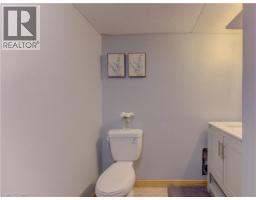 651 PINEROW Crescent UnitNo. A - 32