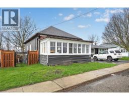 124 EAST PARK Drive - 3