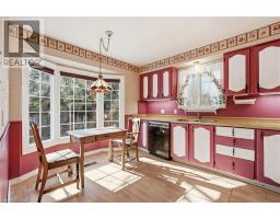 471 KNIGHTSBRIDGE Crescent - 21