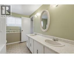 471 KNIGHTSBRIDGE Crescent - 35