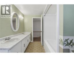 471 KNIGHTSBRIDGE Crescent - 36