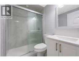 72 ST JEROME Crescent - 29