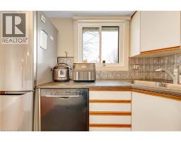 72 ST JEROME Crescent - 5