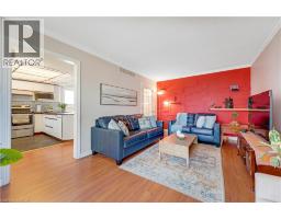 72 ST JEROME Crescent - 9