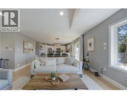 93 LAWRENCE Street - 13