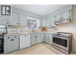 20 KATHERINE Crescent - 11