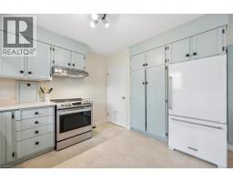 20 KATHERINE Crescent - 12
