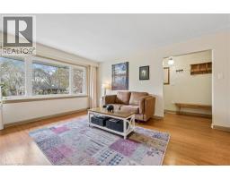20 KATHERINE Crescent - 6