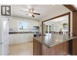 55 BERKLEY Crescent - 11