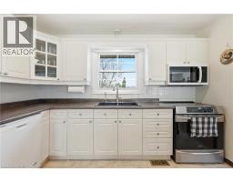 55 BERKLEY Crescent - 12