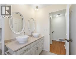 55 BERKLEY Crescent - 19