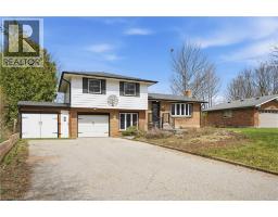 55 BERKLEY Crescent - 3