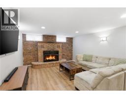 55 BERKLEY Crescent - 34