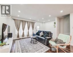 15 GREEN VALLEY Drive UnitNo. 27 - 16