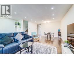 15 GREEN VALLEY Drive UnitNo. 27 - 17