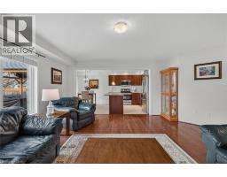 18 STARLIGHT Avenue - 10