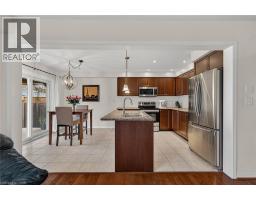 18 STARLIGHT Avenue - 13