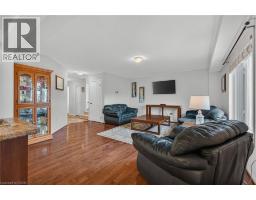 18 STARLIGHT Avenue - 15