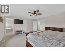 18 STARLIGHT Avenue - 19