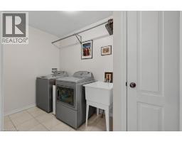 18 STARLIGHT Avenue - 27