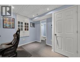 18 STARLIGHT Avenue - 34