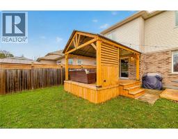 18 STARLIGHT Avenue - 37