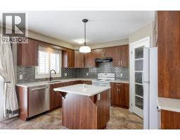 427 CHAMPLAIN Avenue - 13