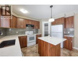 427 CHAMPLAIN Avenue - 15