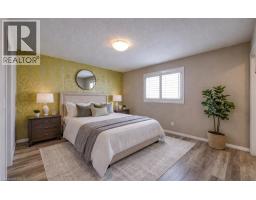 427 CHAMPLAIN Avenue - 22