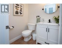 103 GLAZEBROOK Crescent - 16